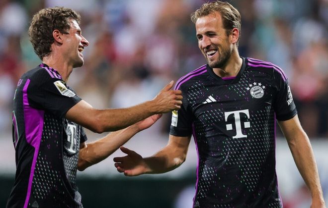 两脚世界波 两脚世界波